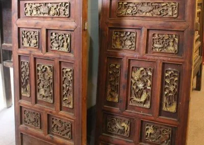 5862 Pair of carvings from Zhejiang China