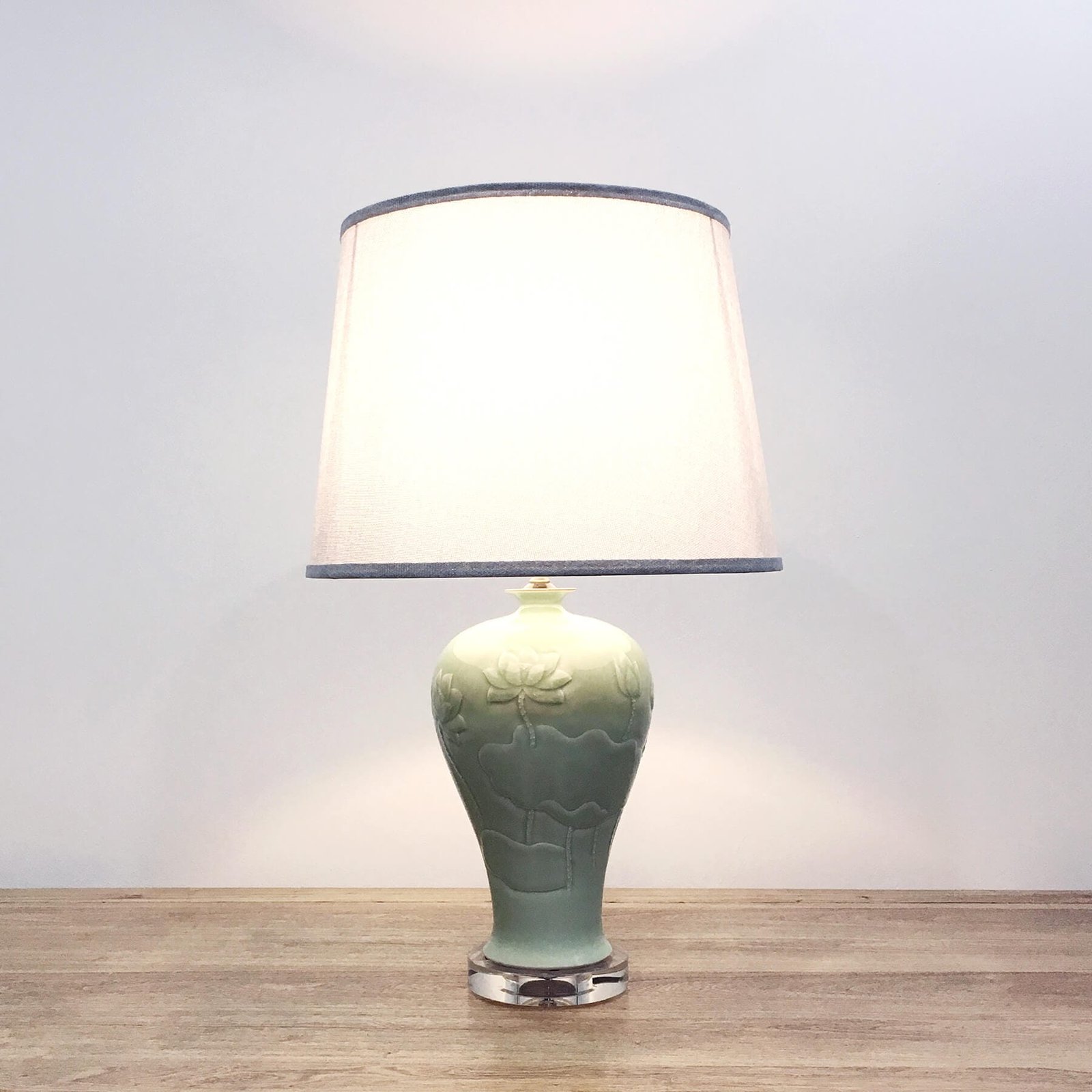 Table Lamp Cjw Plgrn Lotus Just Anthony Cjw Plgrn Lotus