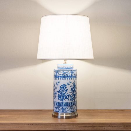 Ceramic oriental blue and white table lamp