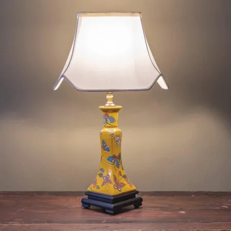 Ceramic yellow "candlestand" table lamp