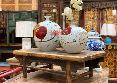 Chinese antique furniture & ceramic vases