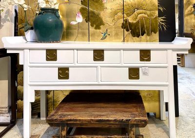 Chinese furniture Ming-style white coffer table