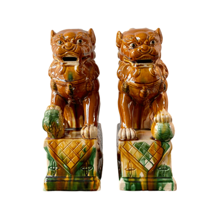 Ceramic chinese lions figurines