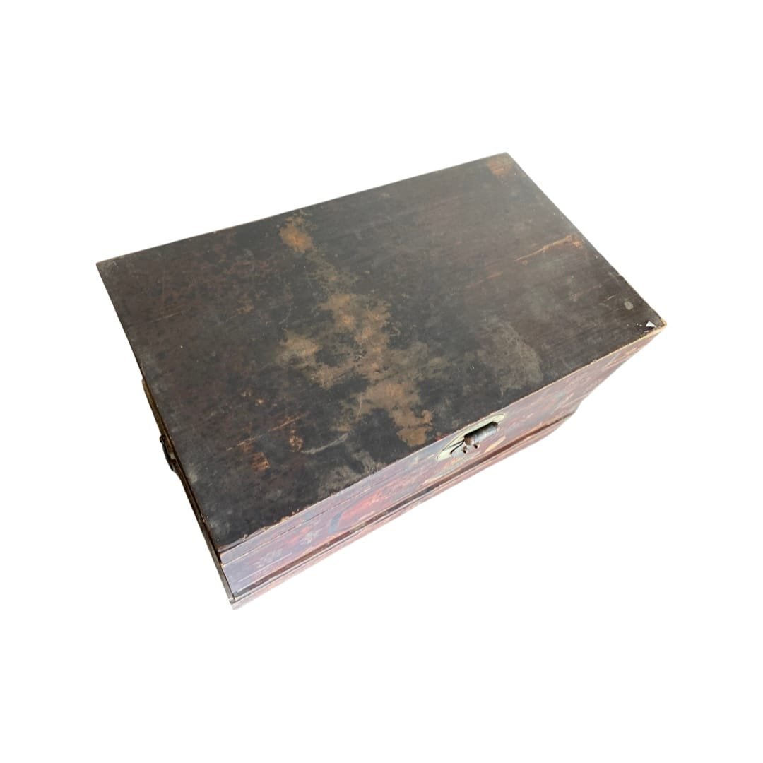 Chinese antique wooden chest with painting top