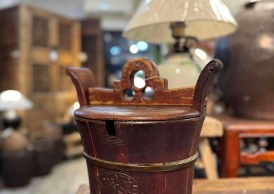 Chinese antique teapot container