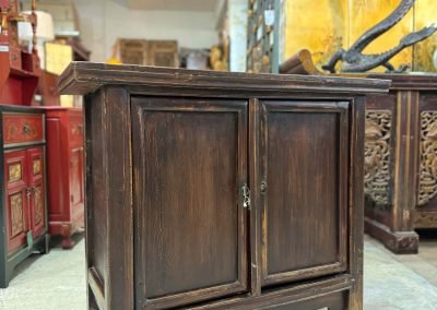 Antique Chinese 2-door cabinet with round legs