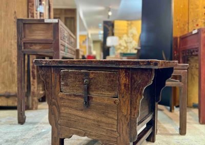 A vintage low Elmwood cabinet with 1 drawer, beautiful elmwood grains and colour