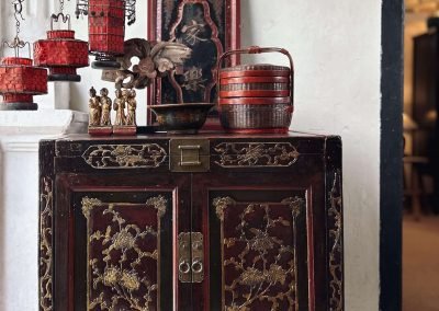 Chinese vintage furniture carved Fujian small cabinet