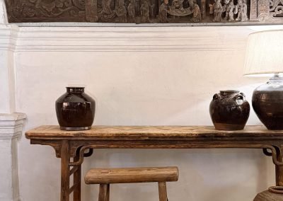 Chinese antique Elmwood slim console with round legs