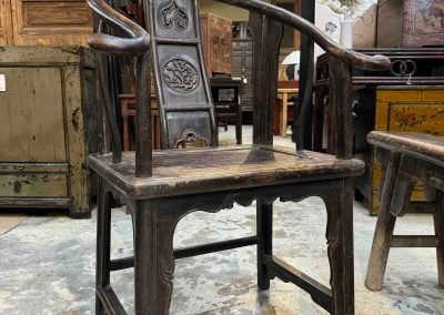 Chinese antique horseshoe armchair